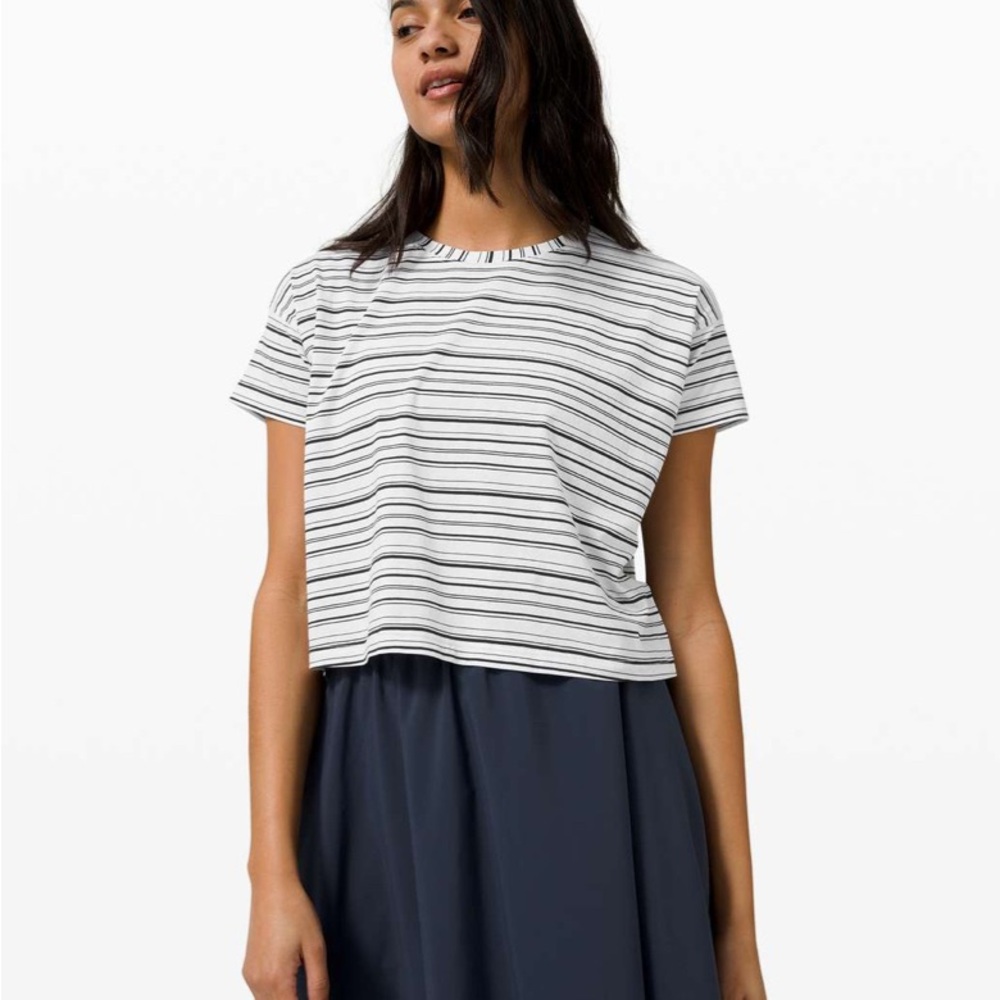Lululemon Cates Tee